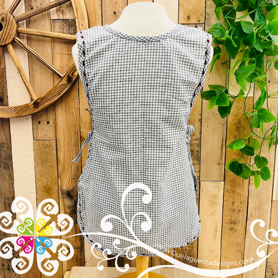 Beige Escapulario Embroider Apron - Mandil Artesanal