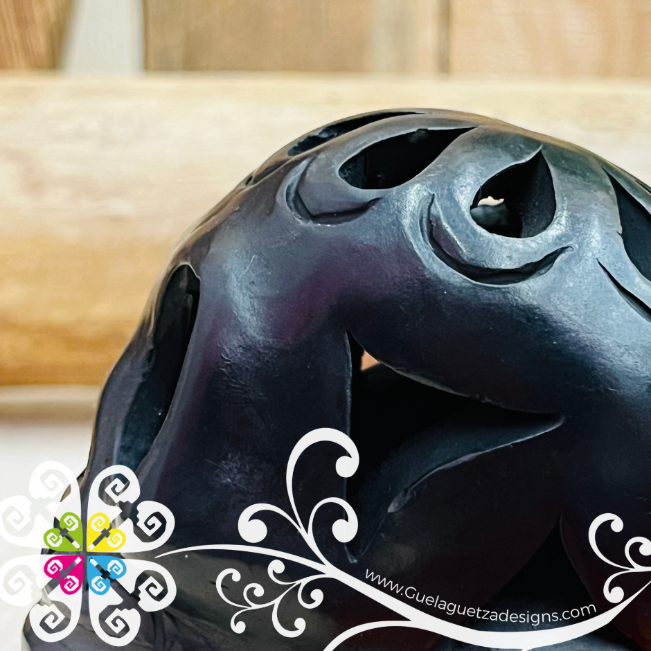 Small Calado Skull  - Black Clay Oaxaca