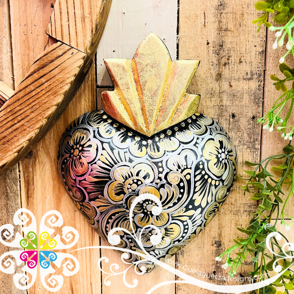 Large Corazón Pintado - Wall Decor