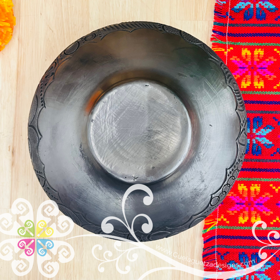 Onis Black Clay Vase - Barro Negro Oaxaca