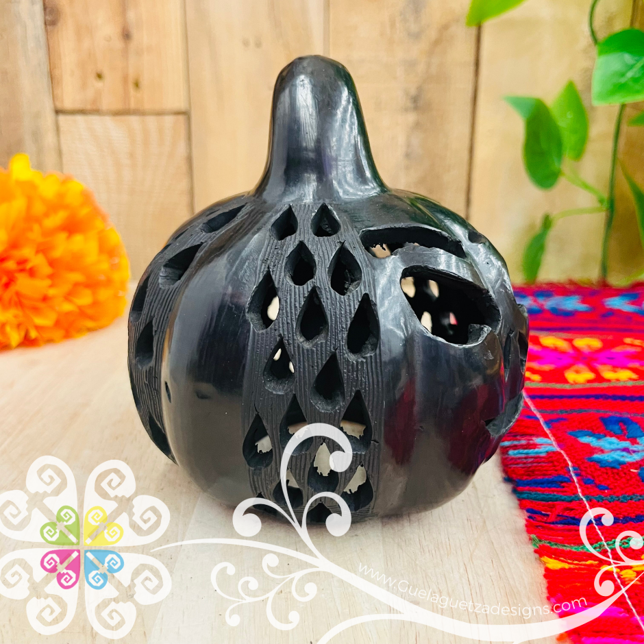 Calabaza con Carita Candle Holder - Barro Negro Oaxaca