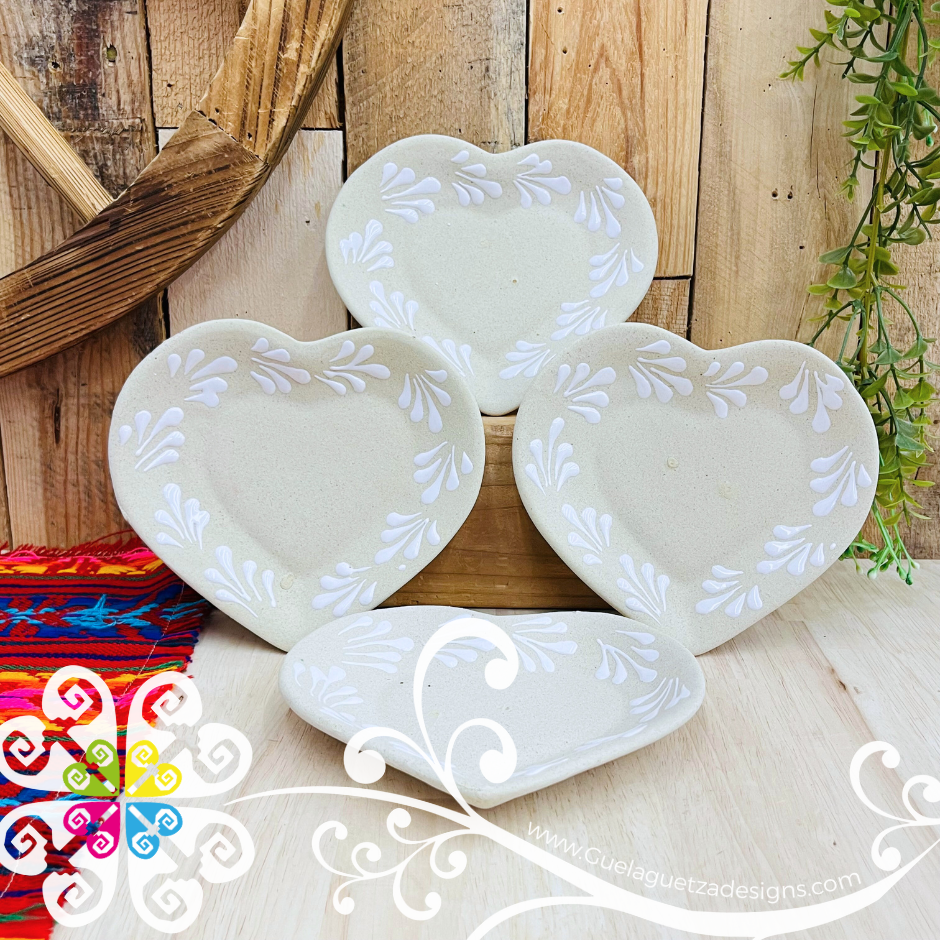 Set of 4 Small Engobe/ White Corazon Plate - Set Clay Flat Plates