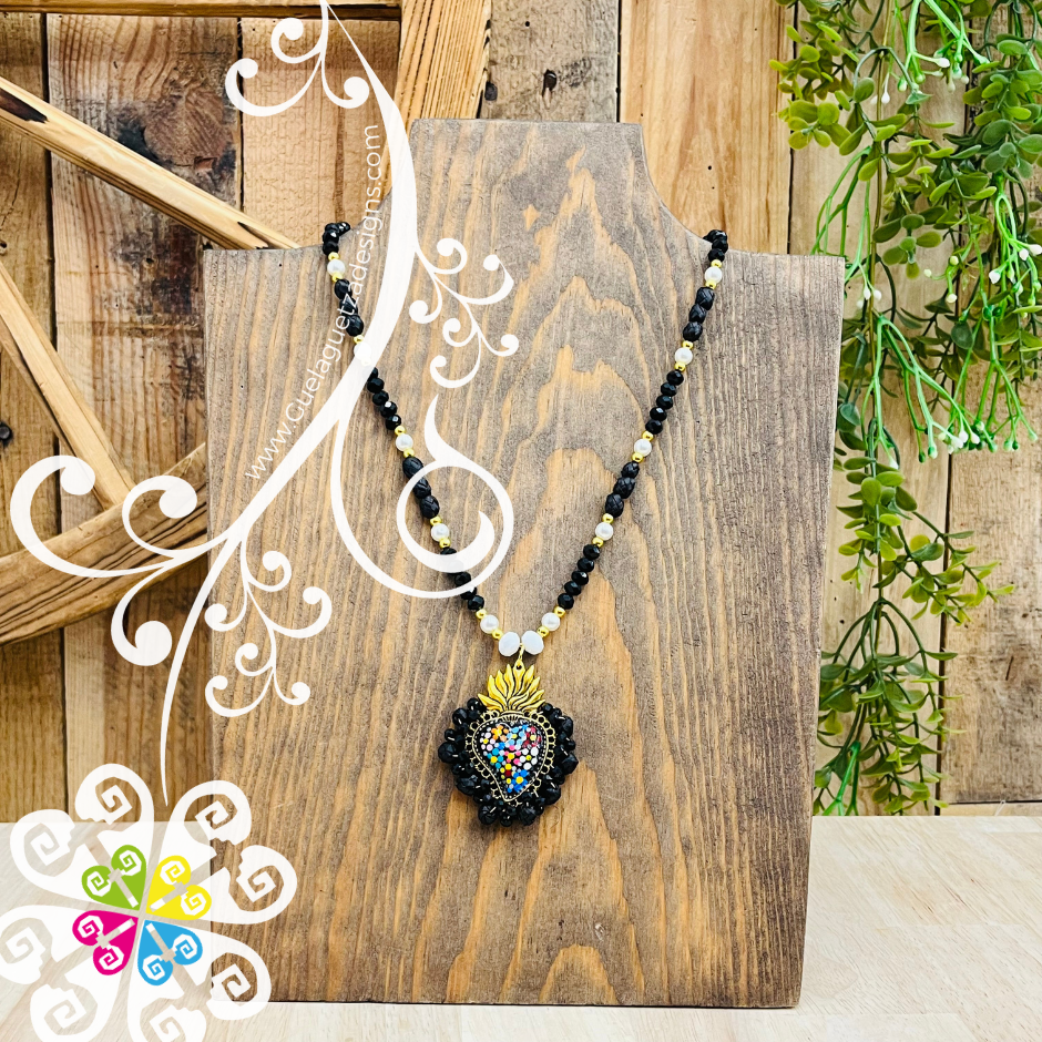 Corazon Milagro Necklace - Palm Necklace