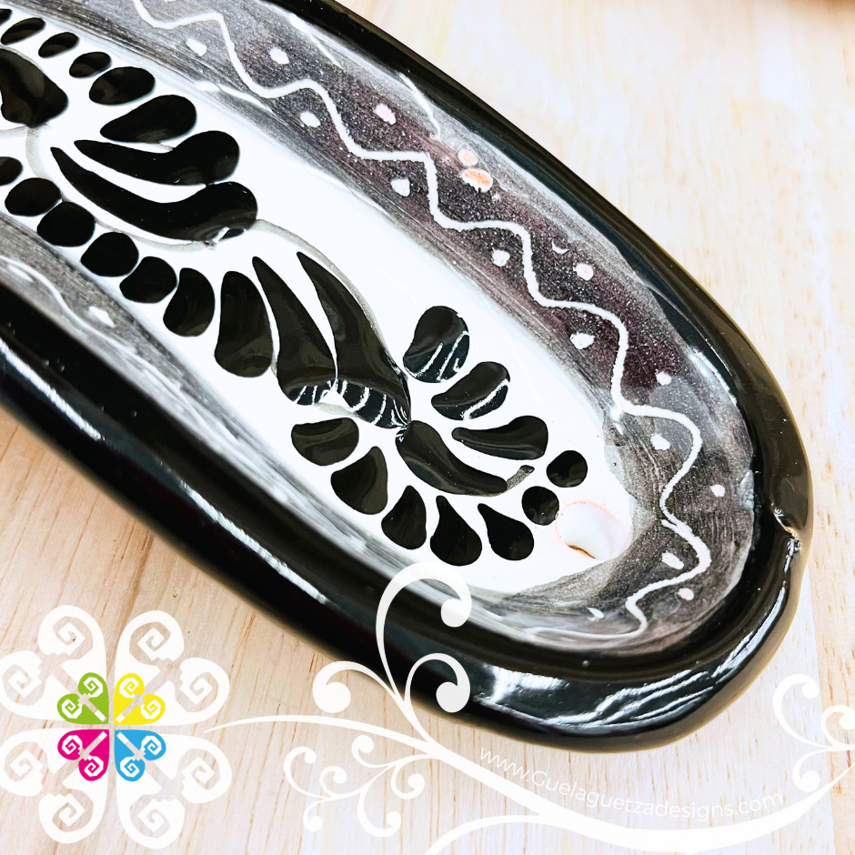 Black Talavera Spoon Rest - Talavera Kitchen