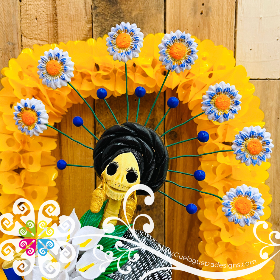 Medium Colores Fina Clay Catrina  - Capula Clay Home