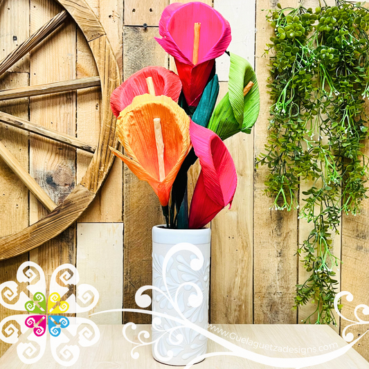 White Espiga Plumeado Cilindro Clay Vase - Florero Barro