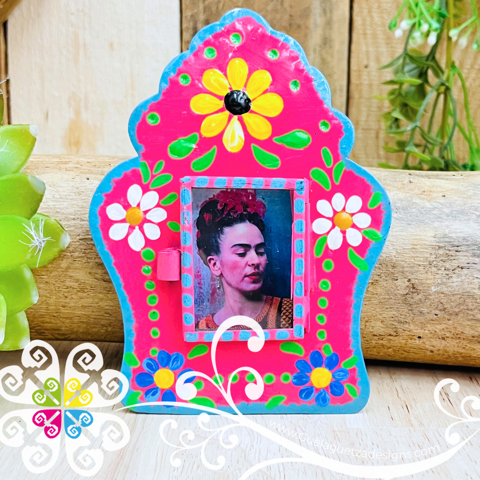 Small Frida Nicho Frame - Hojalata San Miguel Collection