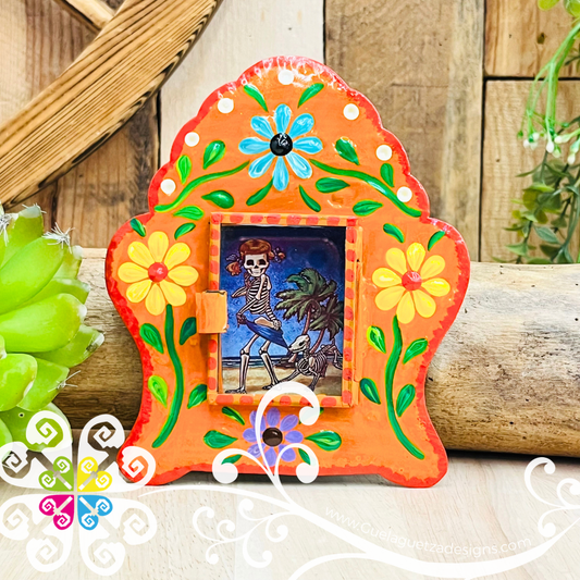 Medium Day of the Dead Nicho Frame - Hojalata San Miguel Collection