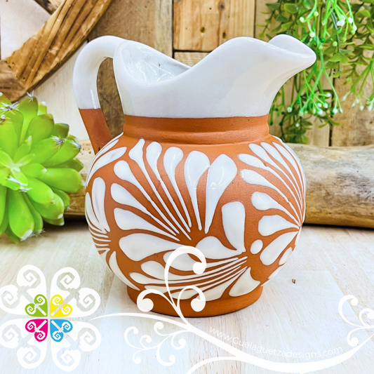 Natural/White Lechera Small Clay Pitcher - Jarro