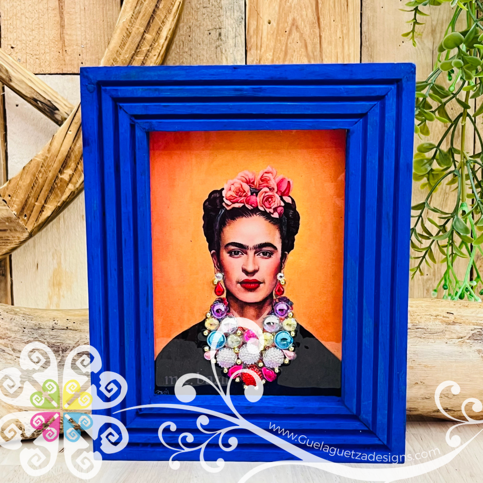 Frida - Encapsulado Wood Frame