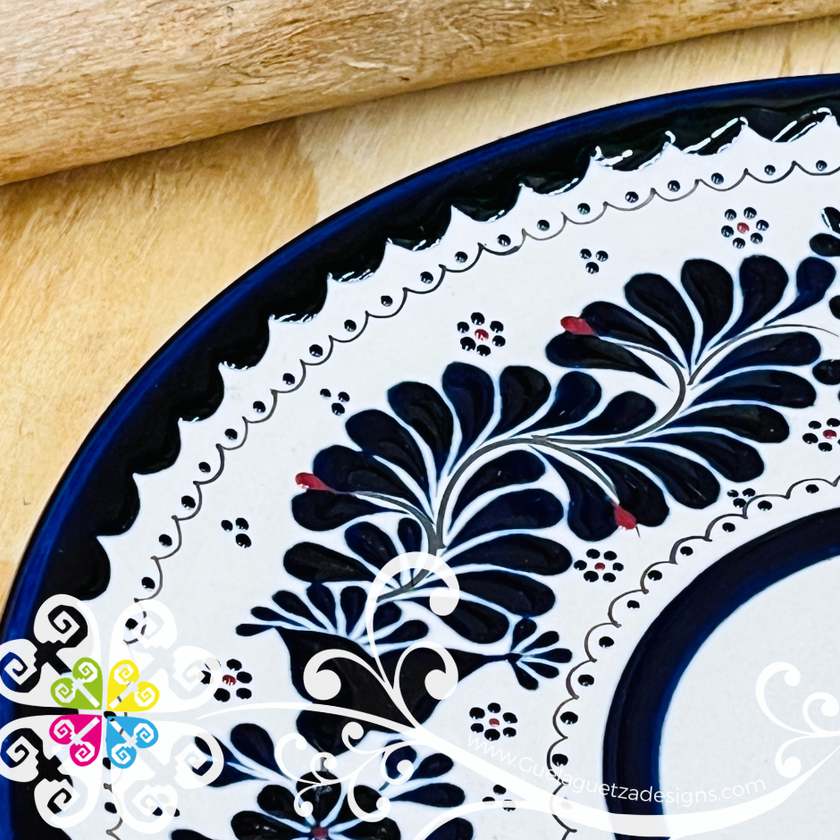 Large Round Navy Blue Serving Tray - Barro Alta Temperatura