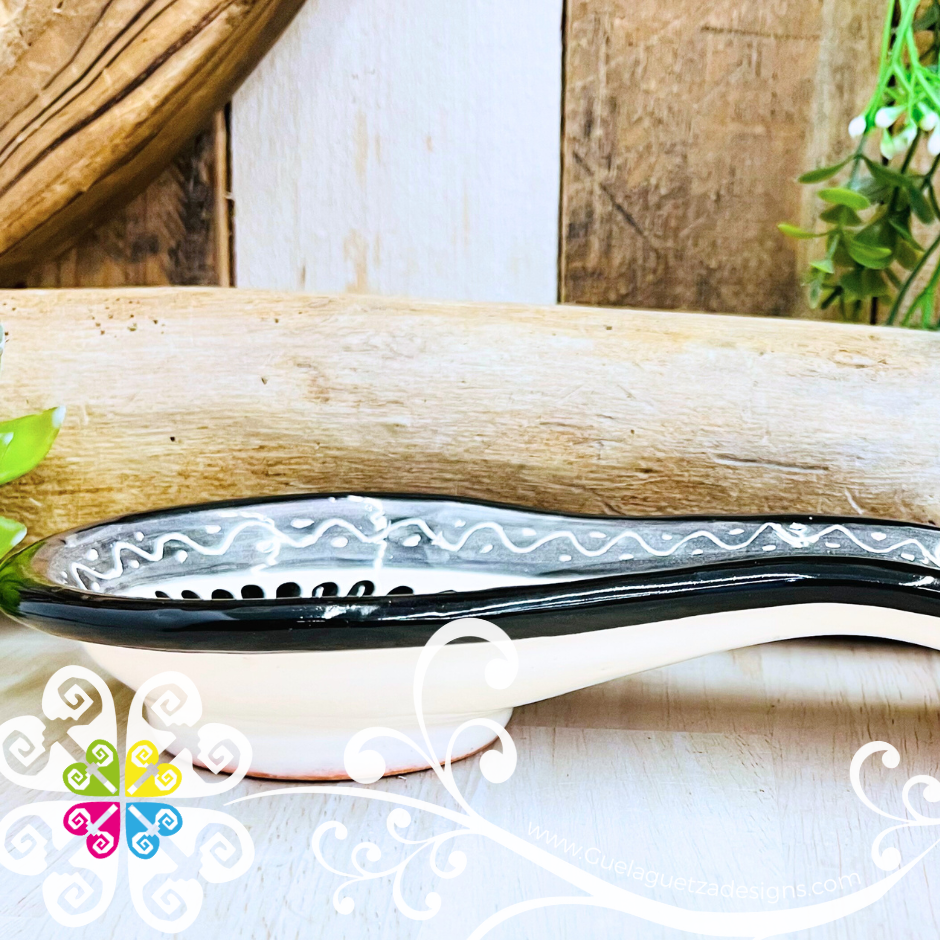 Black Talavera Spoon Rest - Talavera Kitchen