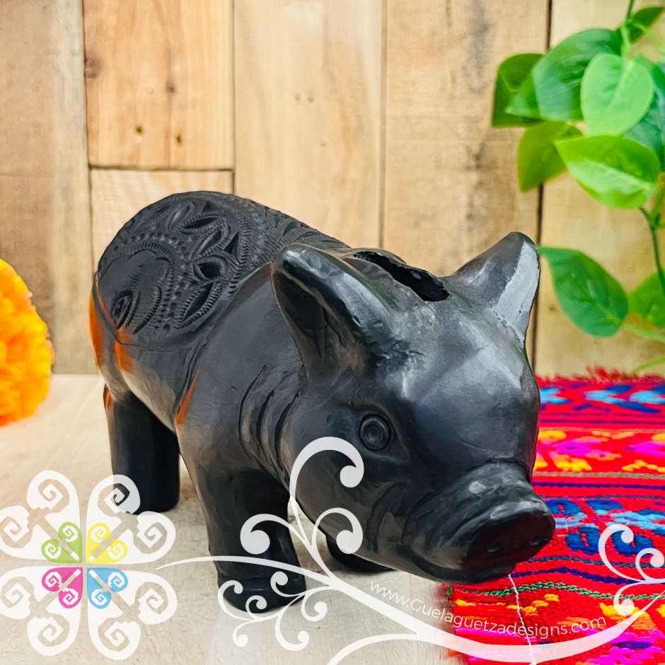 Cute Piggy Figure - Black Clay Oaxaca