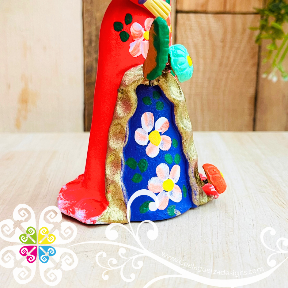 Small Catrina Elegante Clay Catrina - Michoacan Clay Home