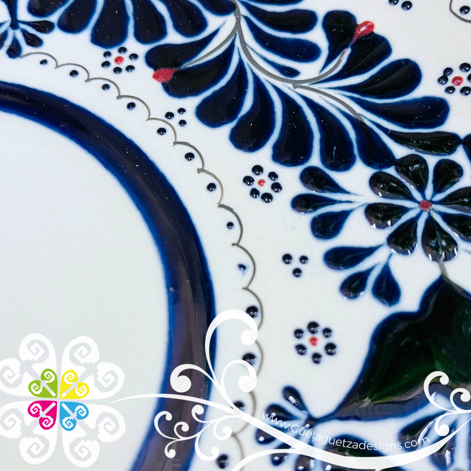 Large Round Navy Blue Serving Tray - Barro Alta Temperatura