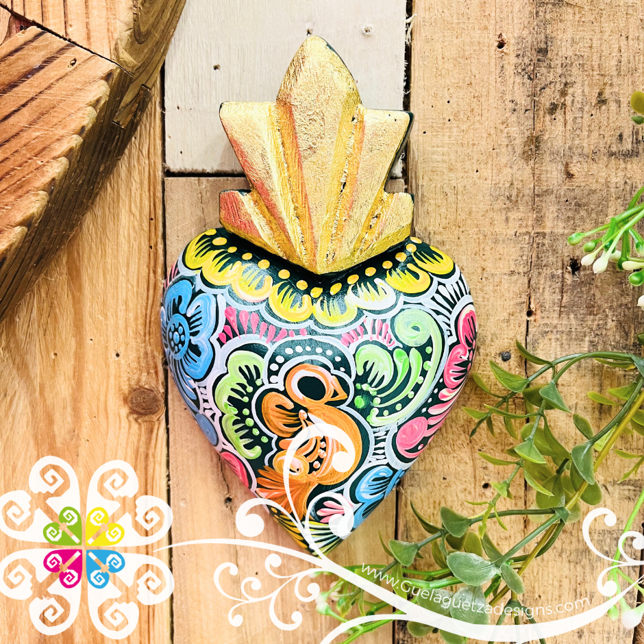 Medium Corazón Pintado - Wall Decor