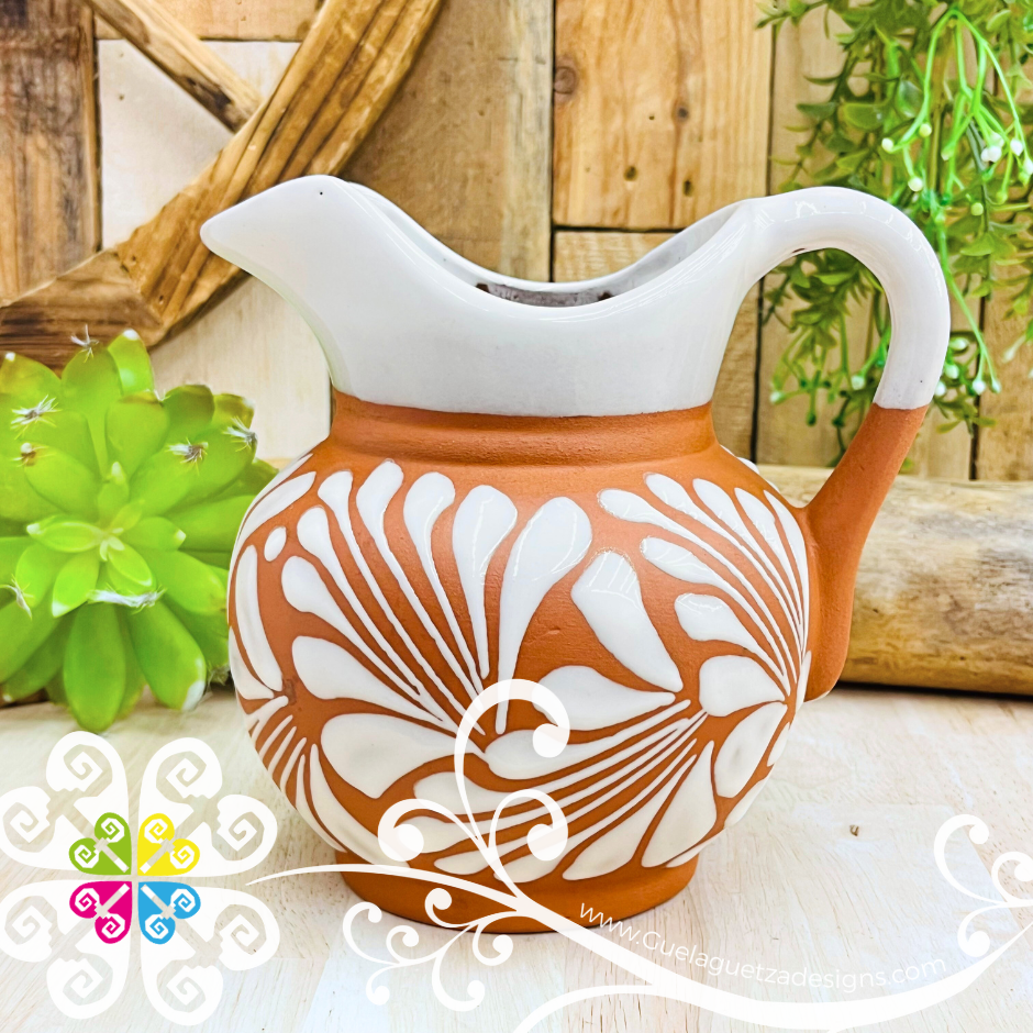 Natural/White Lechera Small Clay Pitcher - Jarro