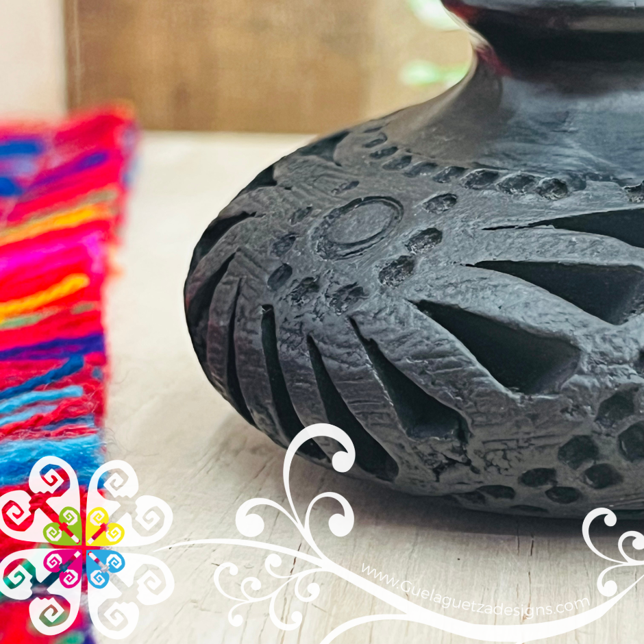 Mini Cantaro Nigua Black Clay Vase - Barro Negro Oaxaca