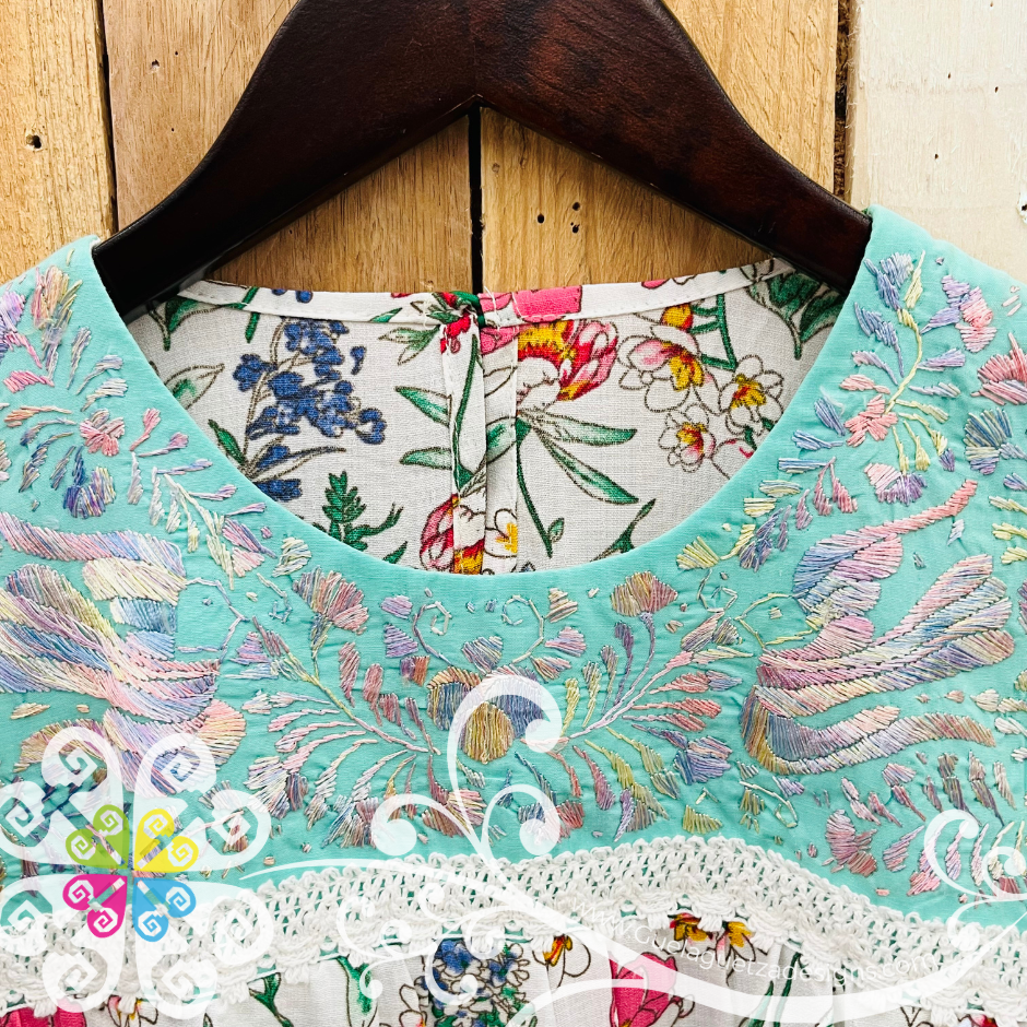 Small Bata Primaveral - Embroider Women Dress