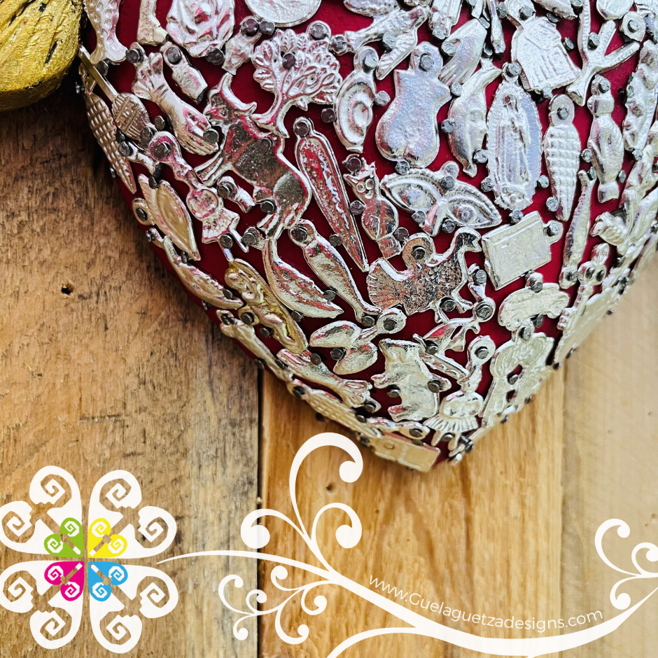 Large Corazón Con Alas De Milagros - Wall Decor