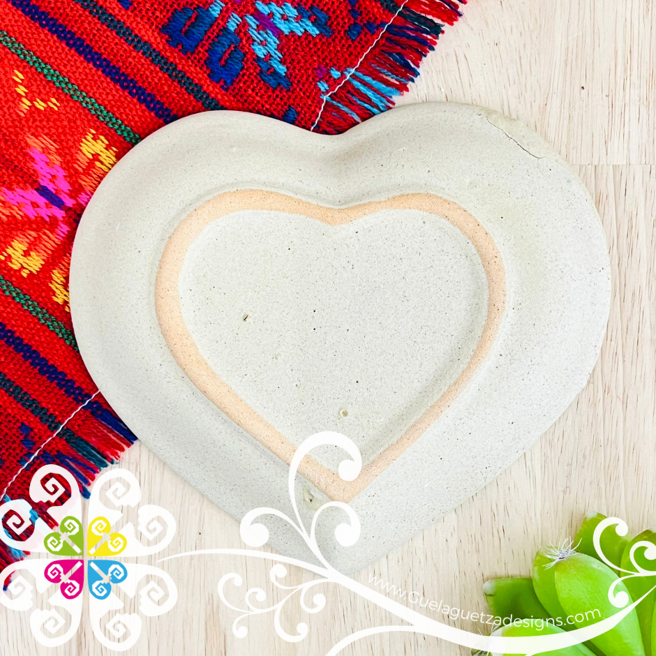Set of 4 Small Engobe/ White Corazon Plate - Set Clay Flat Plates