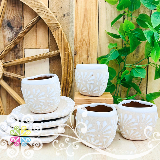 Set of 4 White Corazon Clay Plate with Mugs - Set Taza Barro