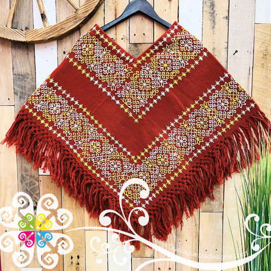 Orillado Puntada Antigua Design Embroider Poncho - Mañanita