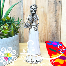 Medium Catrina with Basket - Day of the Dead Decoration Resin Statue