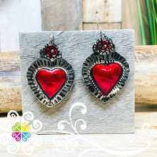Red - Black Hearts - Hojalata Earrings
