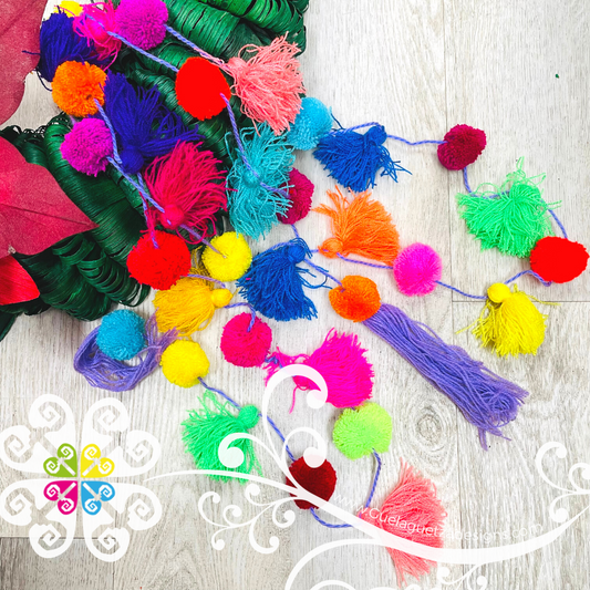 Pom Pom Garland - Christmas Decor