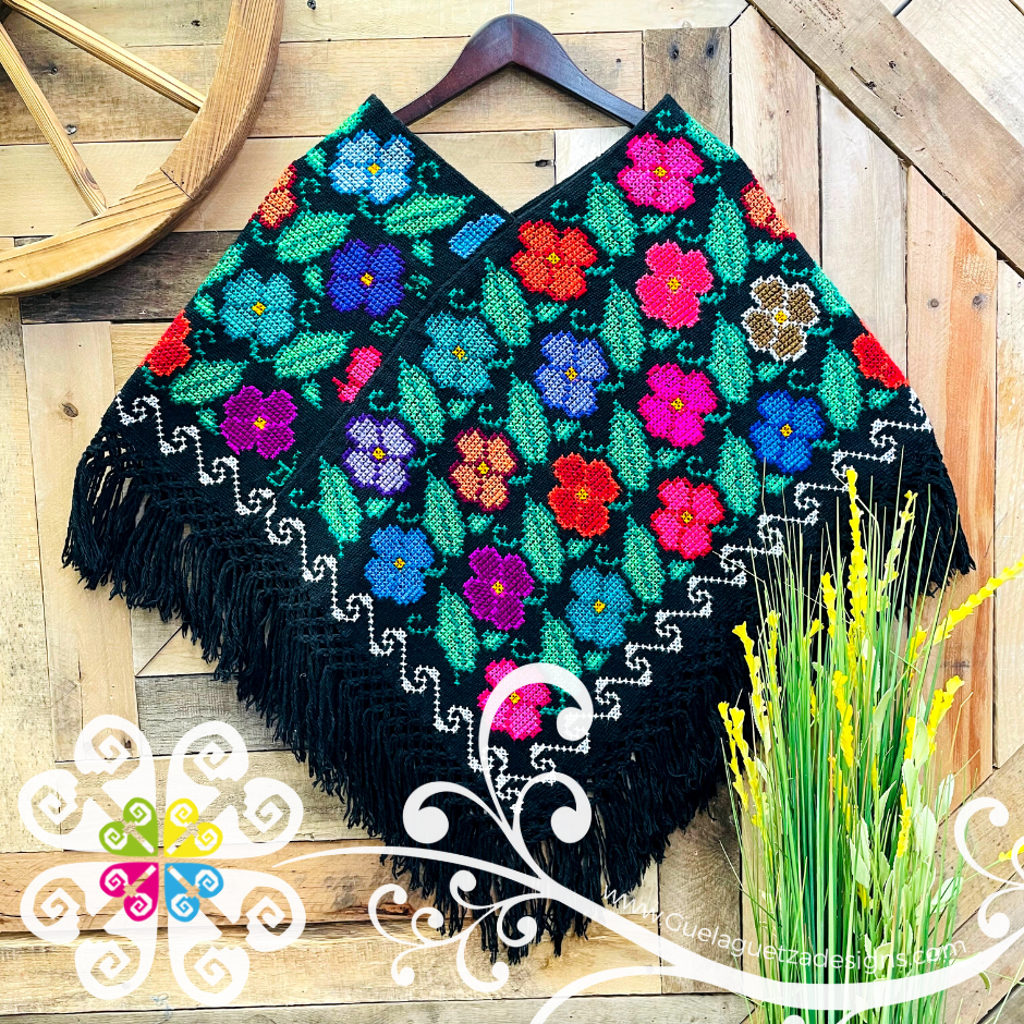 Black Floral Design Embroider Poncho - Mañanita