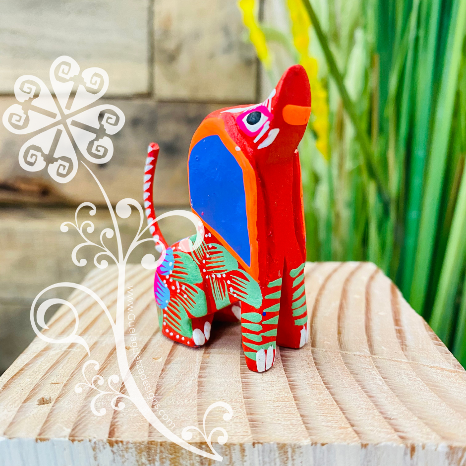 Mini Basset Hound Dog Alebrije Handcarve Wood Decoration Figure
