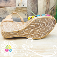 Natural Engraved Daisy Flowers - Wedges Women Shoes