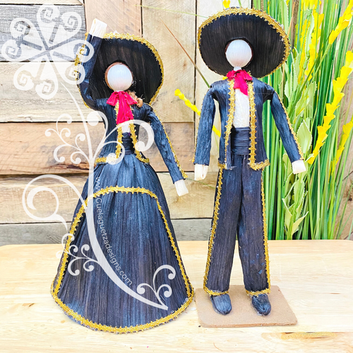 Medium Mariachi Couple - Corn Husk Couple