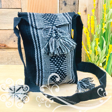 Small Crossover Morral