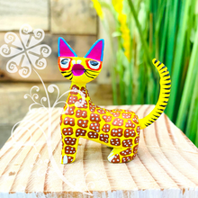 Mini Siamese Cat Alebrije Handcarve Wood Decoration Figure