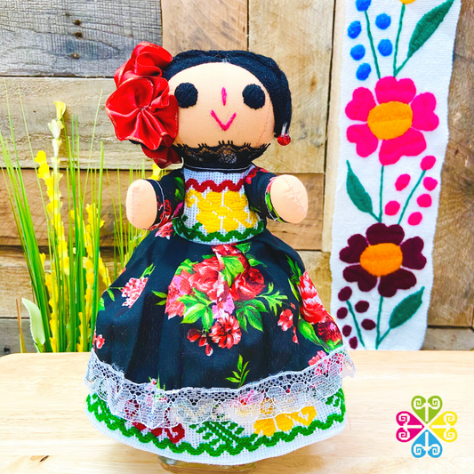 Chelita Mexican Otomi Doll - Fina
