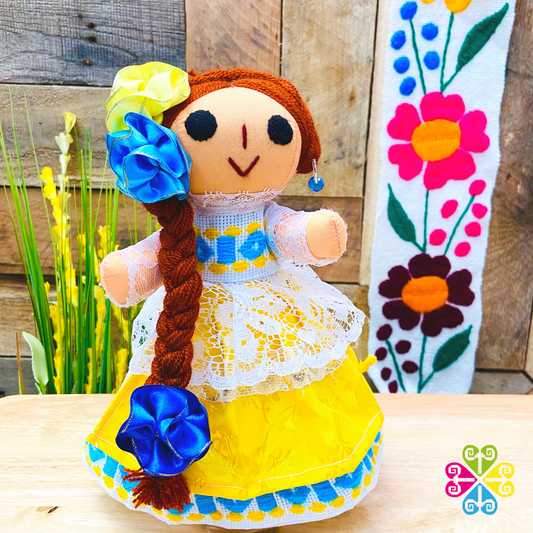 Merida Mexican Otomi Doll - Fina