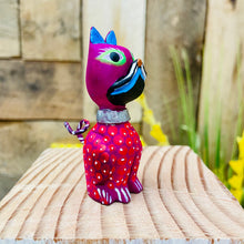 Mini Persa Cat Alebrije Handcarve Wood Decoration Figure