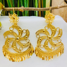 Medium Gold Filigrana Artisan Earrings